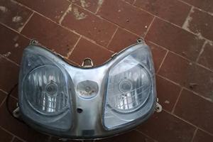 faro anteriore Yamaha xcity 250