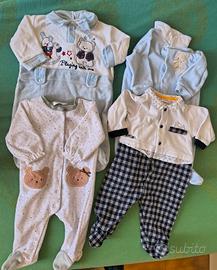un saccone di vestiti neonato 
