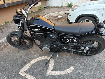 Yamaha SCR 950
