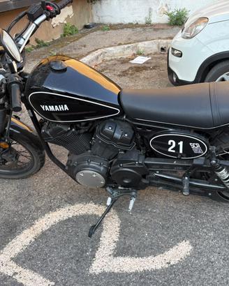 Yamaha SCR 950