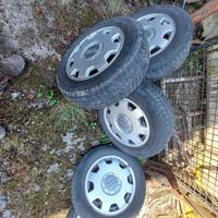 cerchi lega originali 15 audi con gomme m+s
