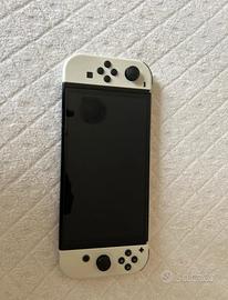 Nintendo Switch OLED Perfetta Condizione!