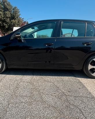 Golf 6ª 1.6 TDI  NEOPATENTATI
