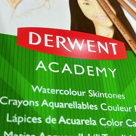 matite colorate derwent Academy 