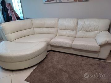 Divano in pelle angolare