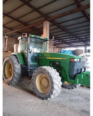 TRATTORE AGRICOLO JOHN DEERE 8310
