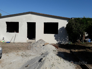 Terreno industriale edificabile. 140.000 trattab