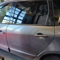 Porta posteriore sinistra RENAULT SCENIC del 2013