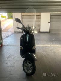 Vespa 150