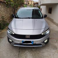 Fiat Tipo Cross 1.6 diesel 130 CV 12/2021