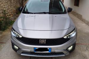 Fiat Tipo Cross 1.6 diesel 130 CV 12/2021