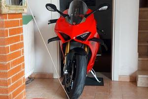 Ducati Panigale V4s - 2024