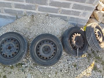 155/65/14 gomme Citroen c1