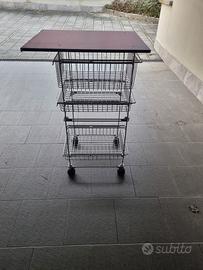 Carrellino in acciaioo con cassetti estraibili