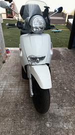 aprilia scarabeo 300