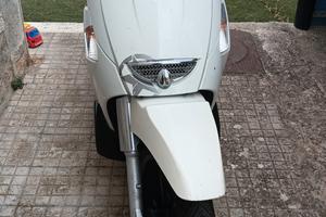 aprilia scarabeo 300