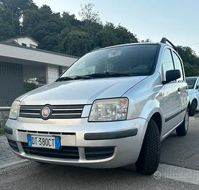 Fiat panda neopatentati tenuta bene