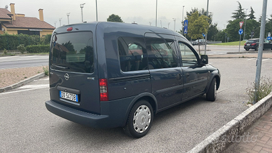 Opel combo 1.6
