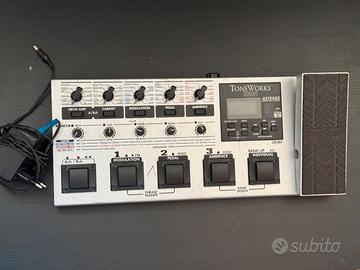 Korg Toneworks AX1500G pedaliera multieffetto