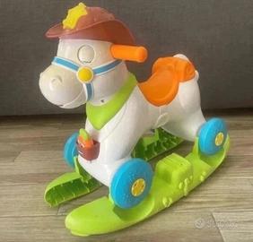 Cavallo a dondolo
