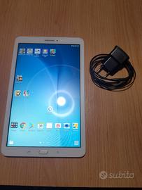 Samsung Galaxy Tab E SM-T560