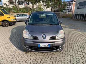 Renault Modus Grand 1.2 16V TCE Live