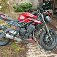 Triumph street triple 765 rs 2023