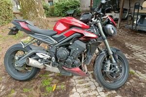 Triumph street triple 765 rs 2023
