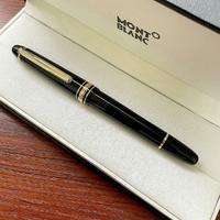 Penna stilografica Montblanc con pennino F