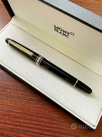 Penna stilografica Montblanc con pennino F