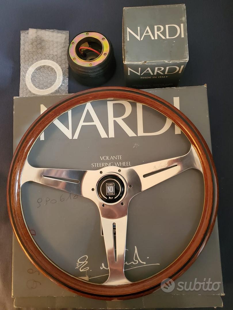 volante Nardi in legno Accessori Auto In vendita a Bologna