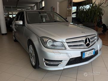 Mercedes-Benz C 220 NB. descrizione