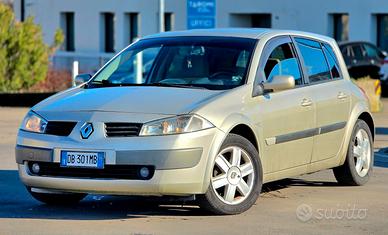 Renault Megane Mégane 1.5 dCi 110CV Dynamique