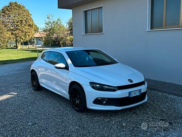 Volkswagen Scirocco R-Line 1.4 tsi 200cv