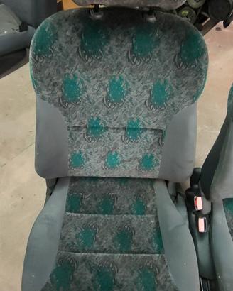 sedili anteriori Citroen saxo