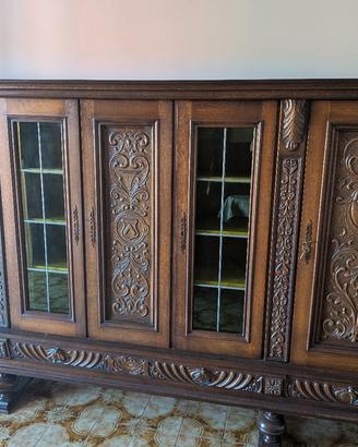 vetrina in legno massello 