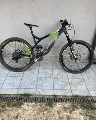 Commencal enduro