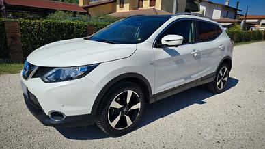 Nissan Qashqai 1.2 DIG-T N-Connecta - PERFETTA