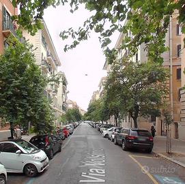Trieste monolocale finemente arredato