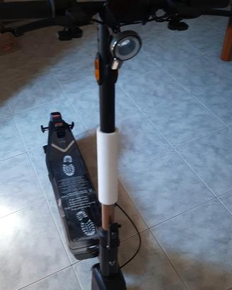 monopattino elettrico