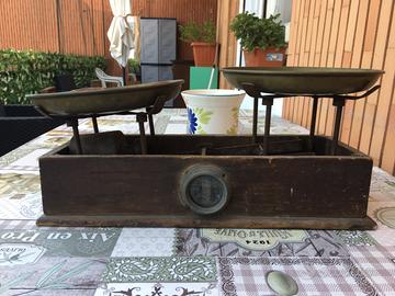 Antica bilancia pesa alimenti