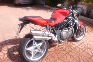MV Agusta Brutale 910 S