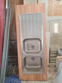 Lavello inox ikea doppio  e piano lavoro e scarich