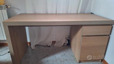 Scrivania Ikea Maln