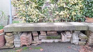 PANCHE di PIETRA per cortile/giardino
