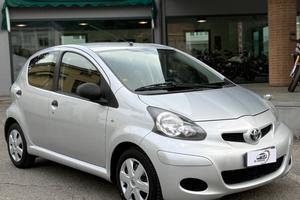 Toyota Aygo 1.0 12V VVT-i 5 porte Sol Connect