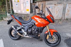 triumph tiger 1050