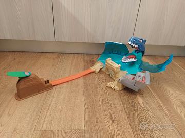 Pista Hot Wheels Mega Playset SOS Squalo