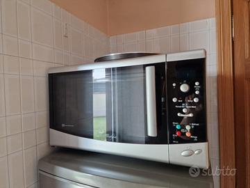 Microonde Whirlpool mod. MT68/AL