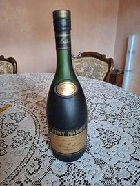Bottiglia cognac fine champagne Remy Martin
